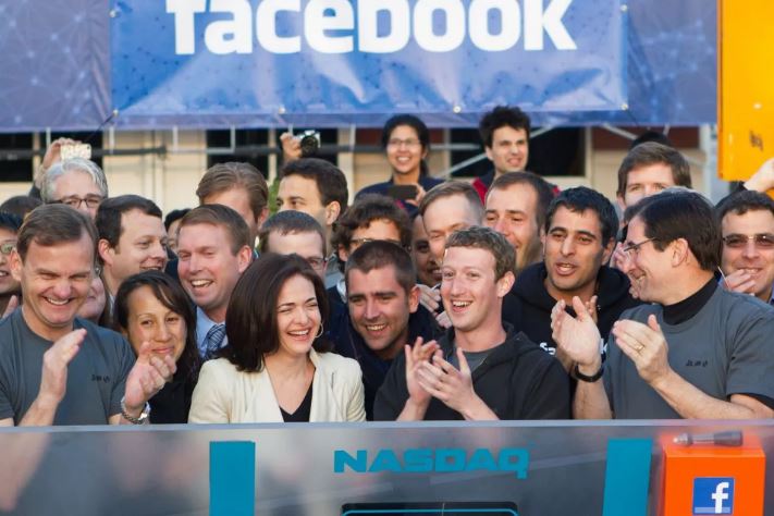 Facebookは、NASDAQ市場にてIPO