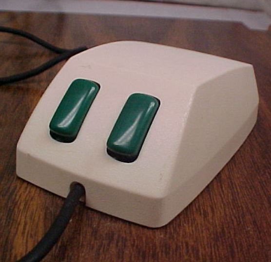 Microsoft Mouseを発売
